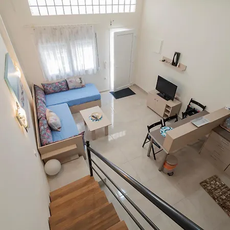Fox Loft Apartment Pefkochori